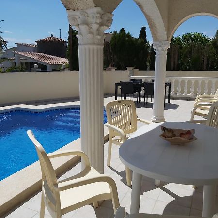 Casa Amb Piscina Privada Villa Empuriabrava Luaran gambar