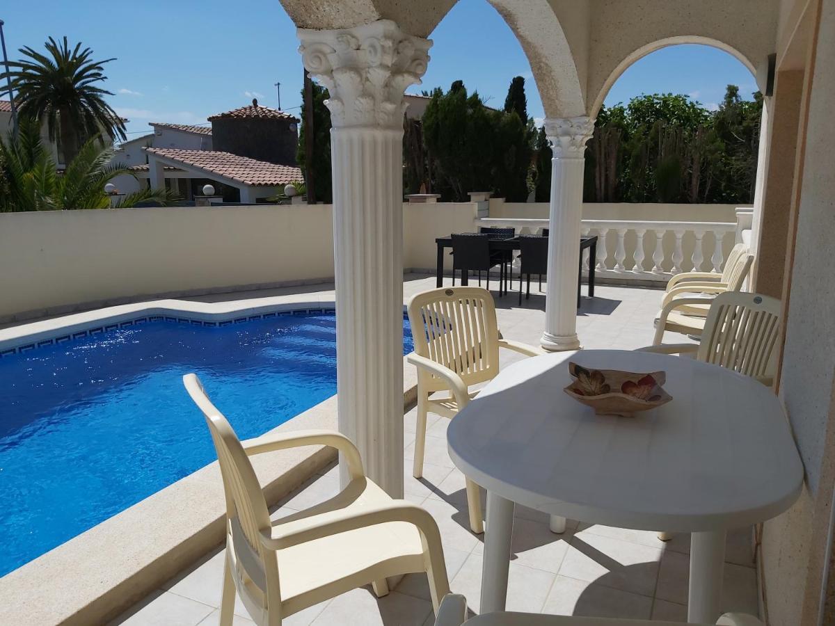 Casa Amb Piscina Privada Villa Empuriabrava Luaran gambar